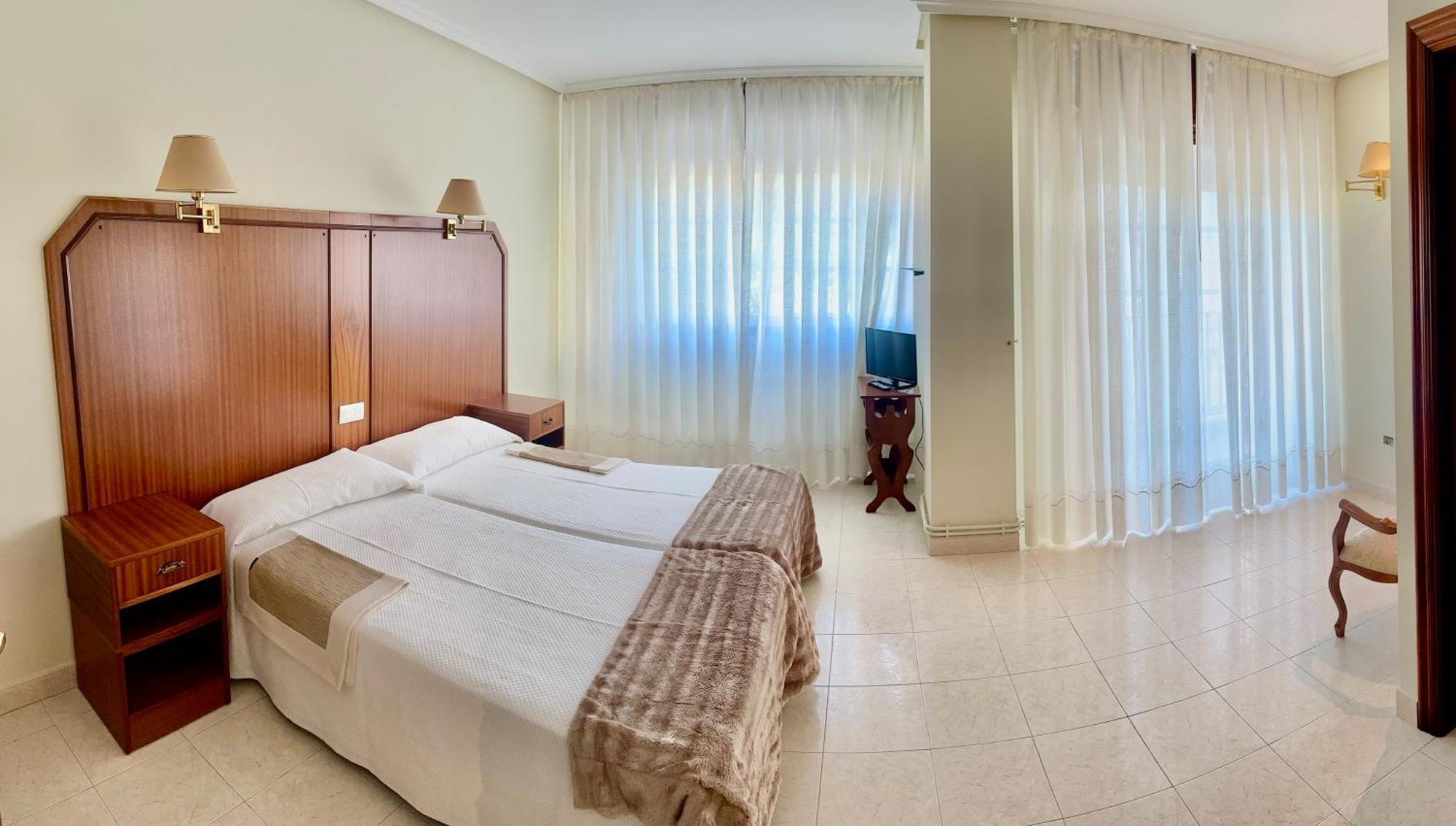 Hostal La Cubana Карбаллино Экстерьер фото