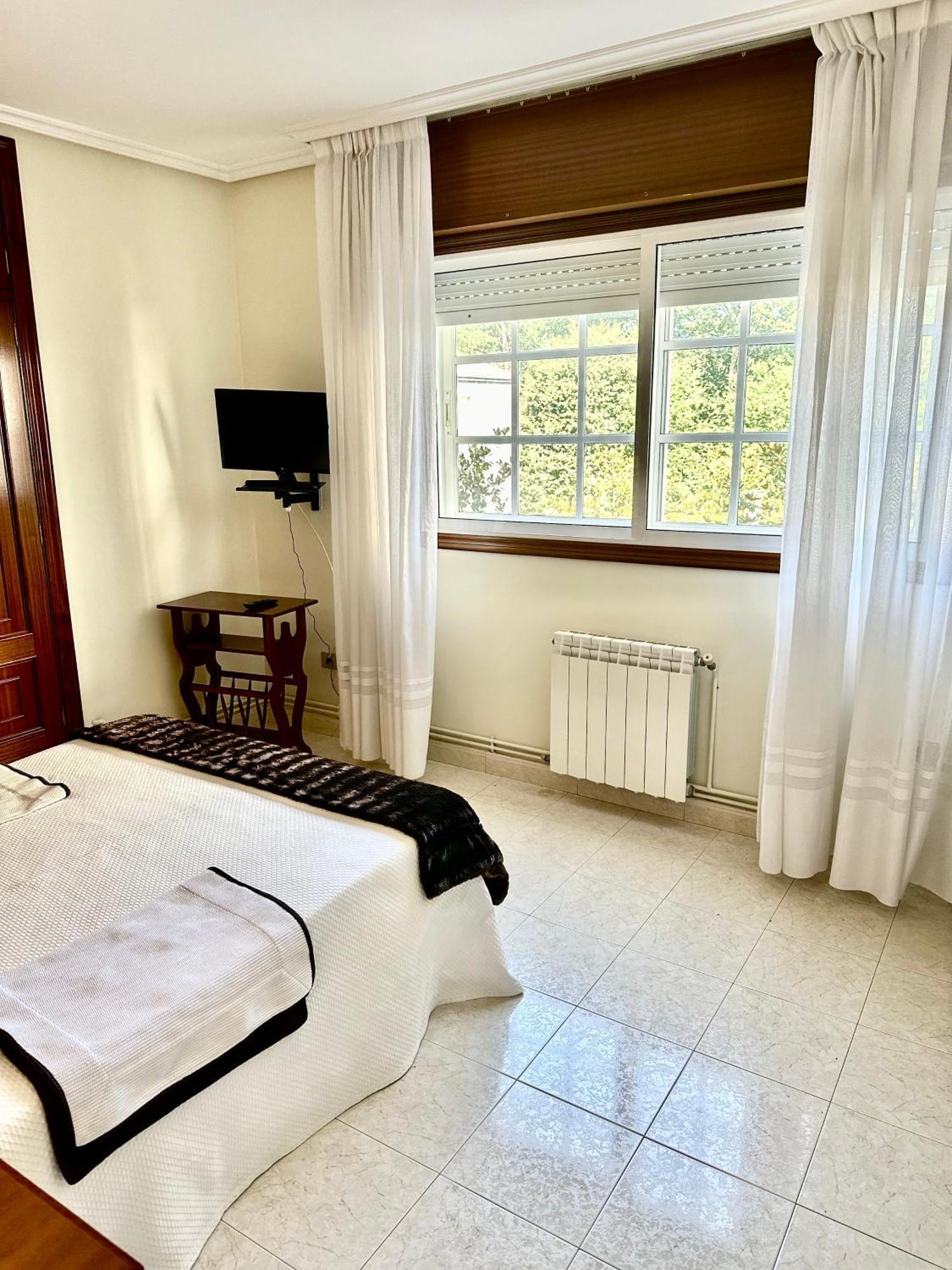 Hostal La Cubana Карбаллино Экстерьер фото